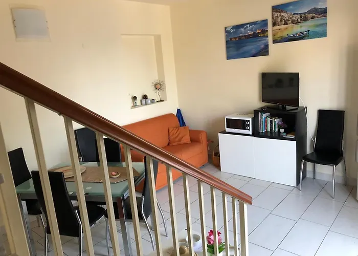 Royal Bay צ'פאלו