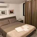 Royal Bay Апартаменти Чефалу